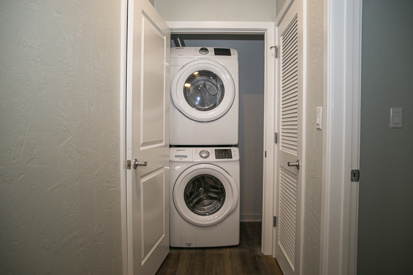 Living Spaces City Cribs LLC